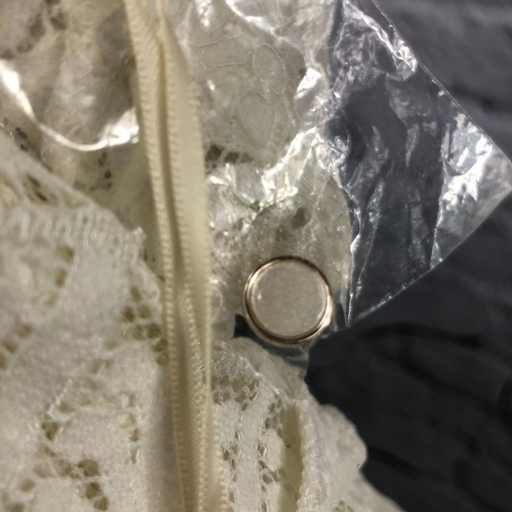Champagne & Strawberry Cream Lace long sleeve mutt - Picture 10 of 13
